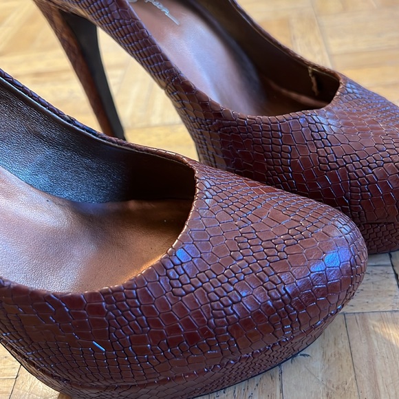 Jessica Simpson faux snake shoes - Picture 4 of 5